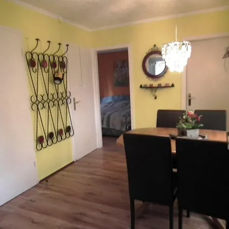 Ferienhaus Wolfi *